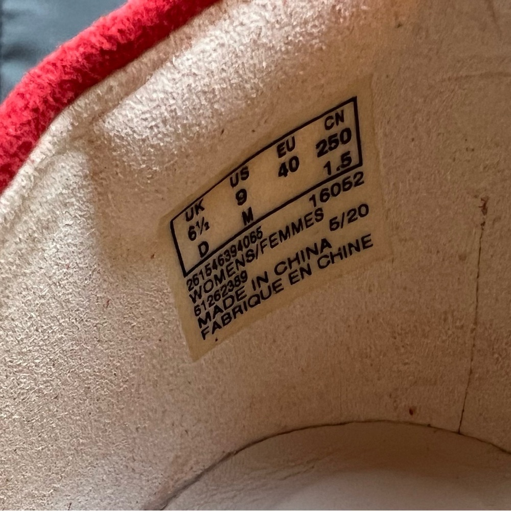 Clarks Red Suede Block Heel Pumps - Picture 6 of 7